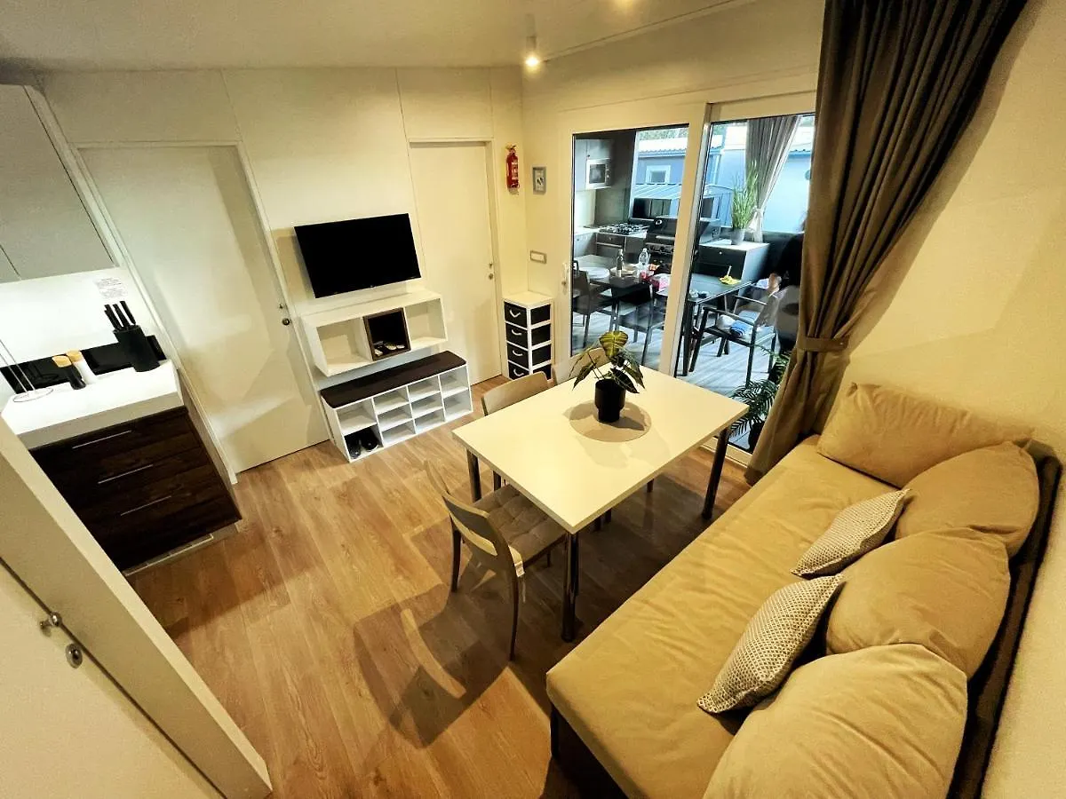 Mobilhome Luna Biograd Na Moru Croatia